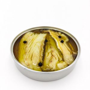 Bacallao en aceite de oliva virxe extra con allo e pementa negra